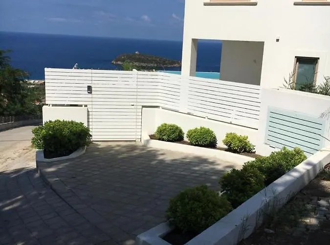 Luxury Blue&blanc Piscina A Sfioro Isola Villa *