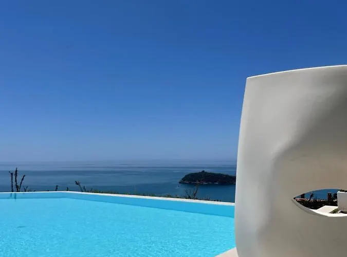 Villa Luxury Blue&blanc Piscina A Sfioro Isola