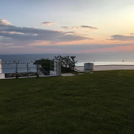 Luxury Blue&blanc Piscina A Sfioro Isola *