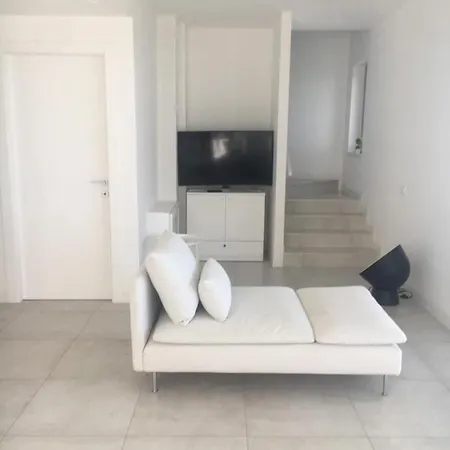 ヴィラ Luxury Blue&blanc Piscina A Sfioro Isola *