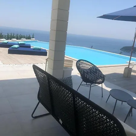 Luxury Blue&blanc Piscina A Sfioro Isola Willa Diamante