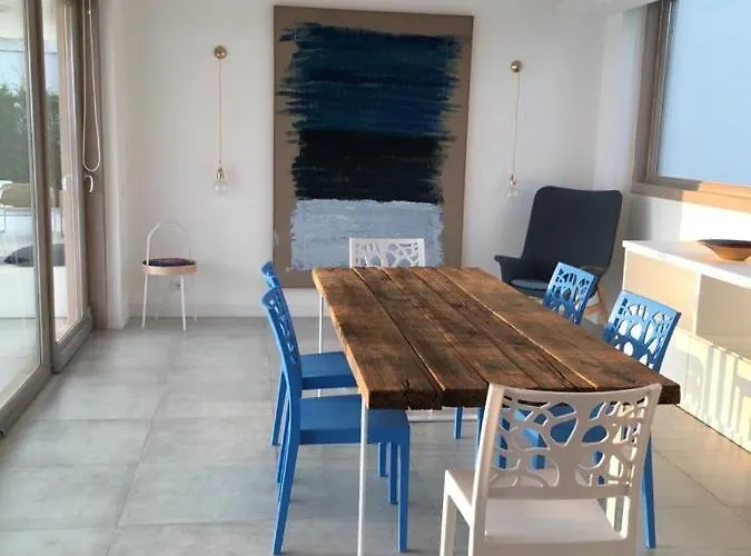 Villa Luxury Blue&blanc Piscina A Sfioro Isola